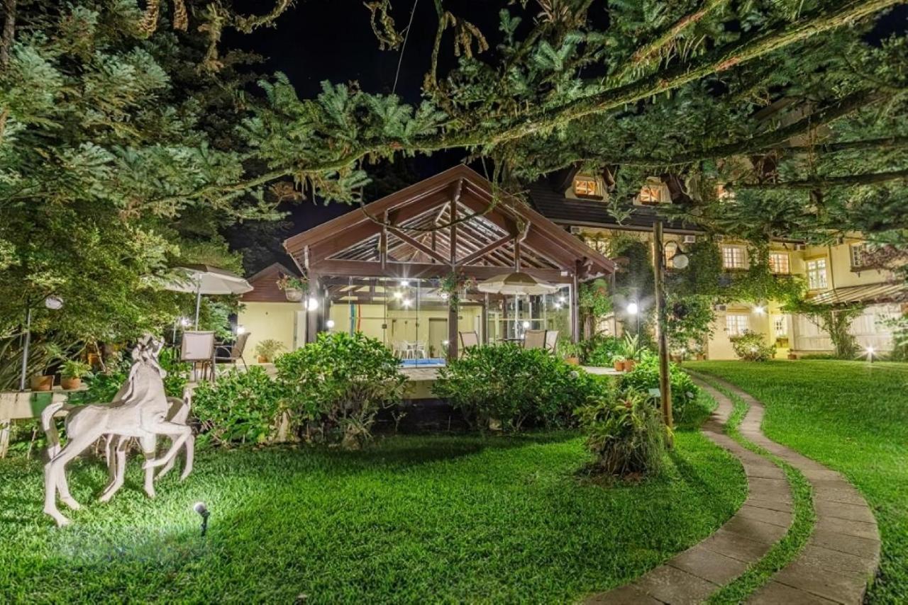 Hotel Pousada Le Chateau Gramado Exterior photo