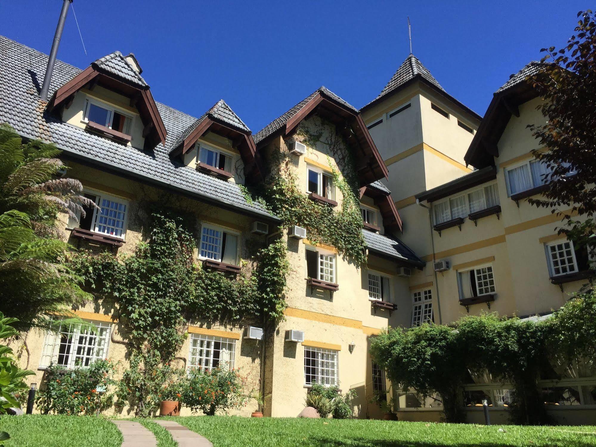 Hotel Pousada Le Chateau Gramado Exterior photo