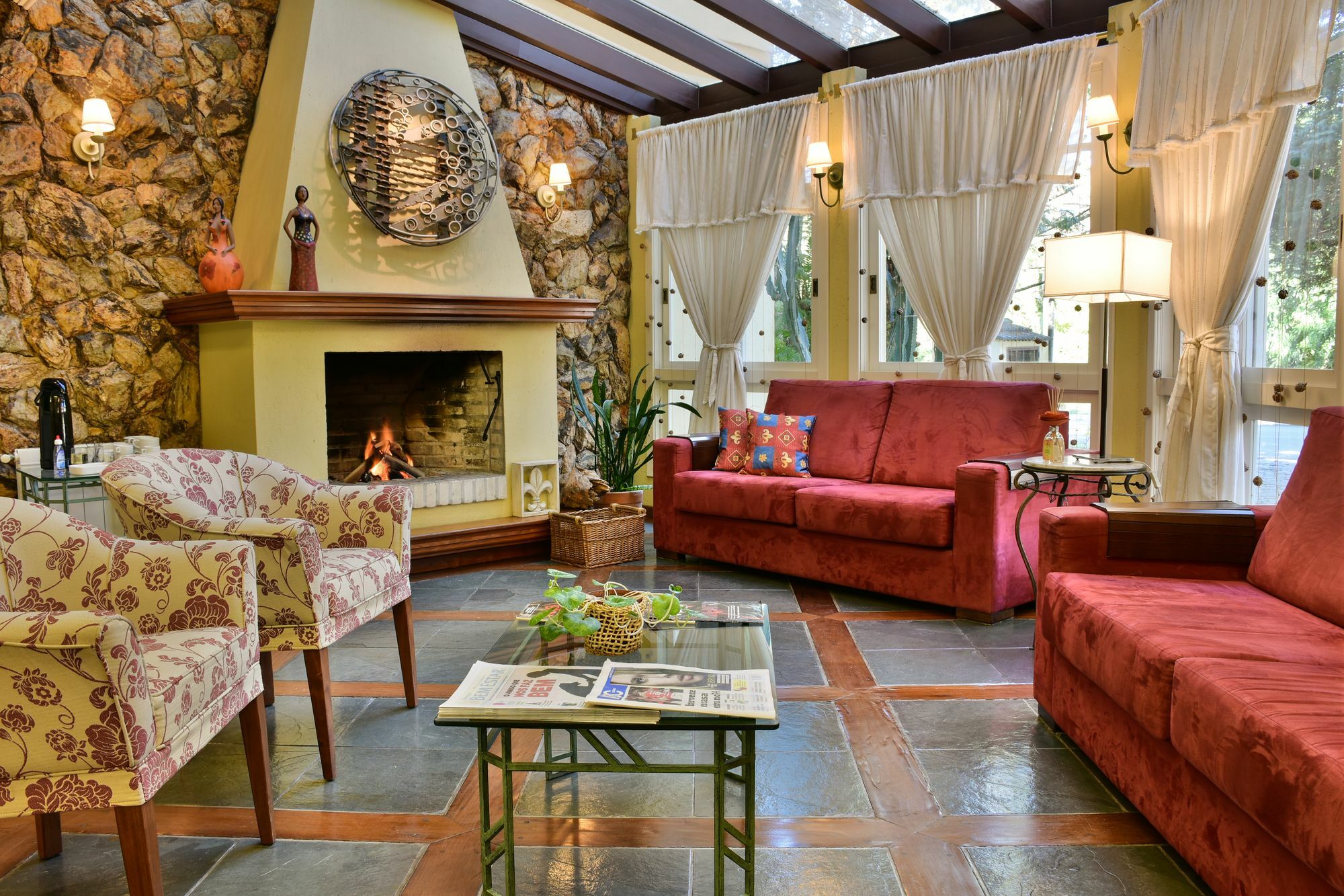 Hotel Pousada Le Chateau Gramado Exterior photo